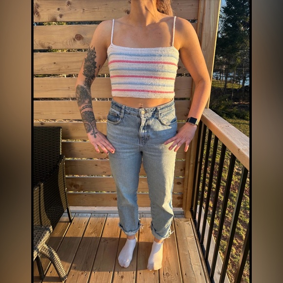 Hand crochet crop top - Picture 1 of 4